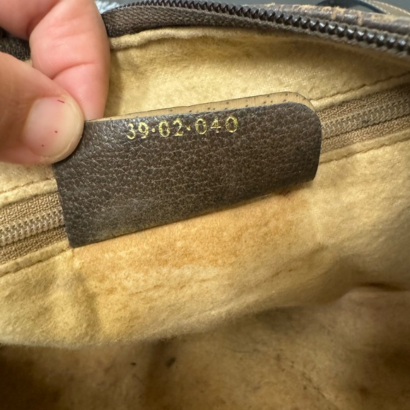 Gucci Crossbody Handbag - Picture 11 of 16